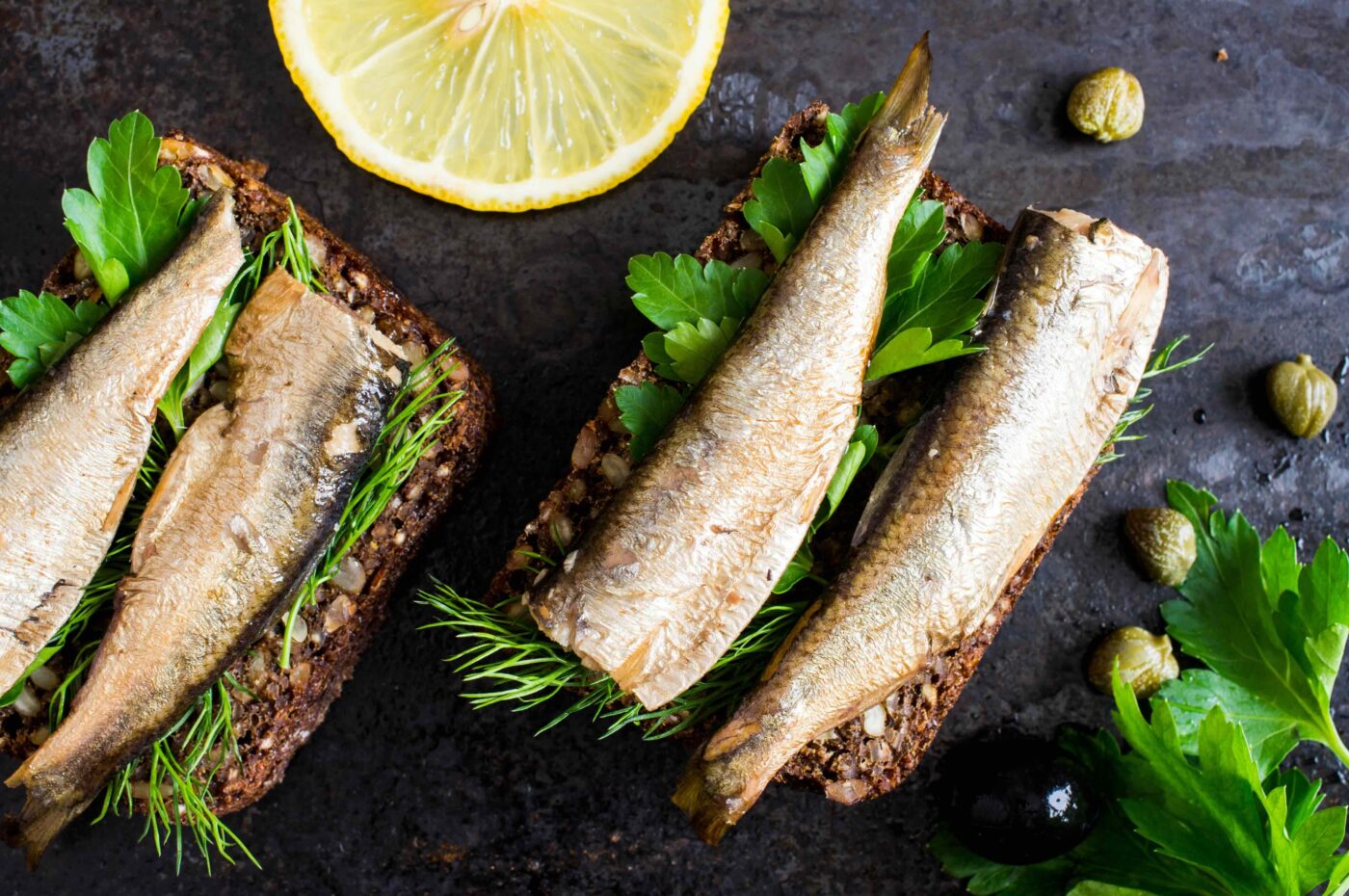 Sandwich with sardines